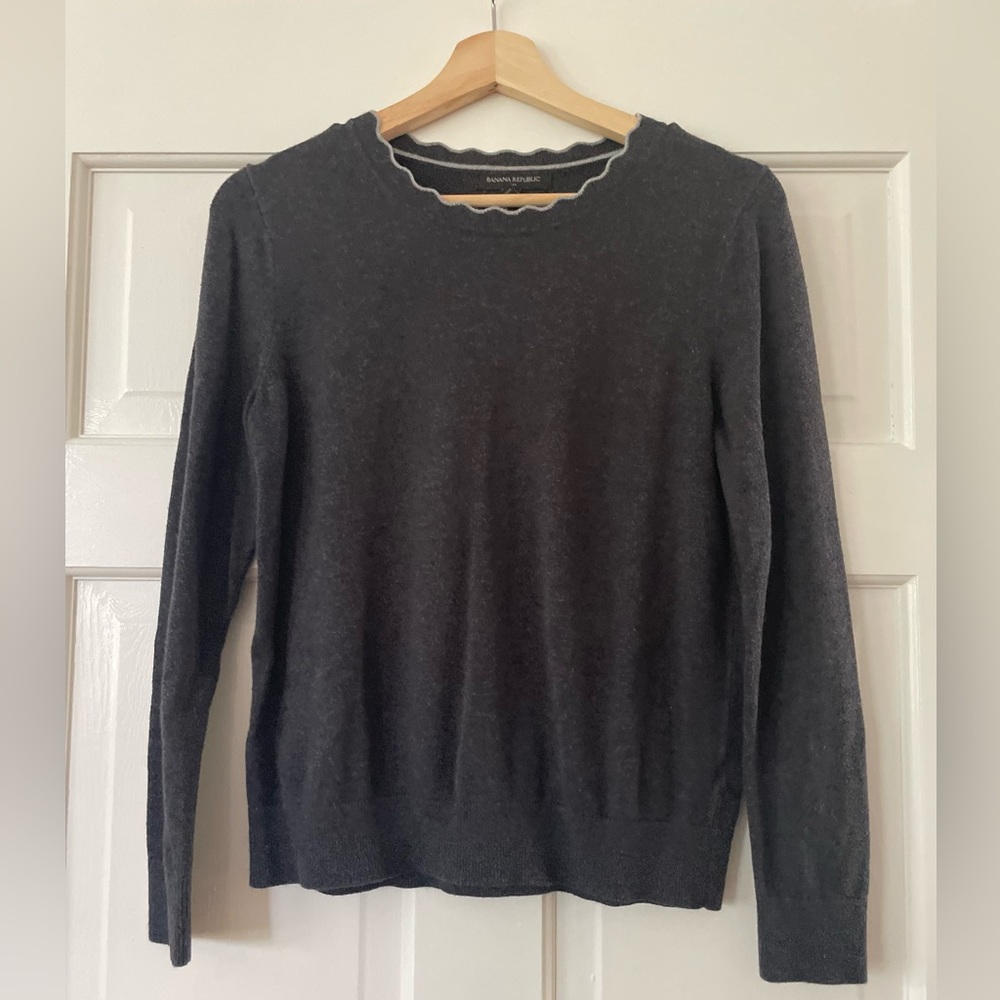 Banana Republic Gray Sweater